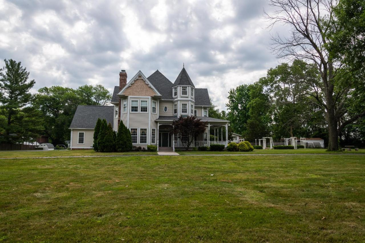 Exquisite Victorian Apartment Springfield Exterior photo